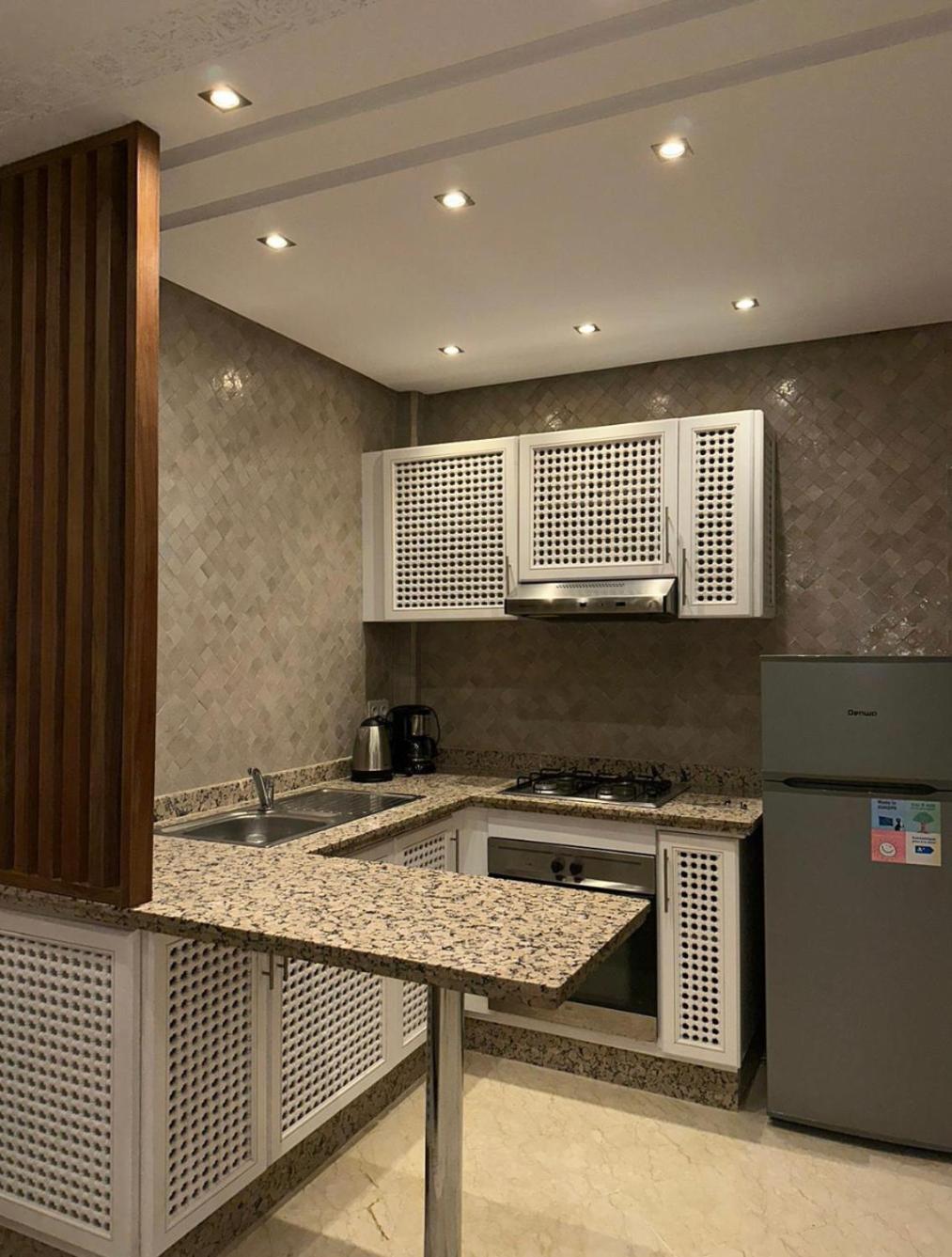 Appartement Moderne En City Center Marrakech-Gueliz Marrakesh Exteriör bild